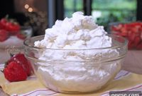 How to Make Stabilized Vegan Whipped Cream That Holds Its Shape