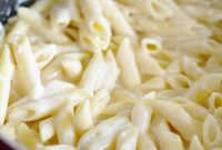 Creamy White Cheddar Macaroni and Cheese Recipe