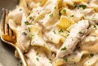 One-Pot Chicken and Noodles Recipe for Comforting Weeknight Meals