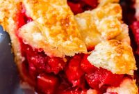 Strawberry Rhubarb Pie Recipe: Classic Tart with Flaky Crust