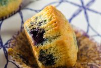 Moist Blueberry Muffin Recipe with Crispy Sugar Tops