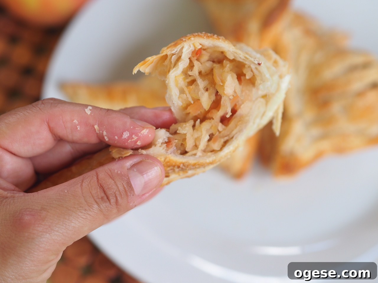 Cinnamon Apple Pastry Triangles Recipe for Crispy Golden Turnovers 6 Apple and Cinnamon Pastry Triangles