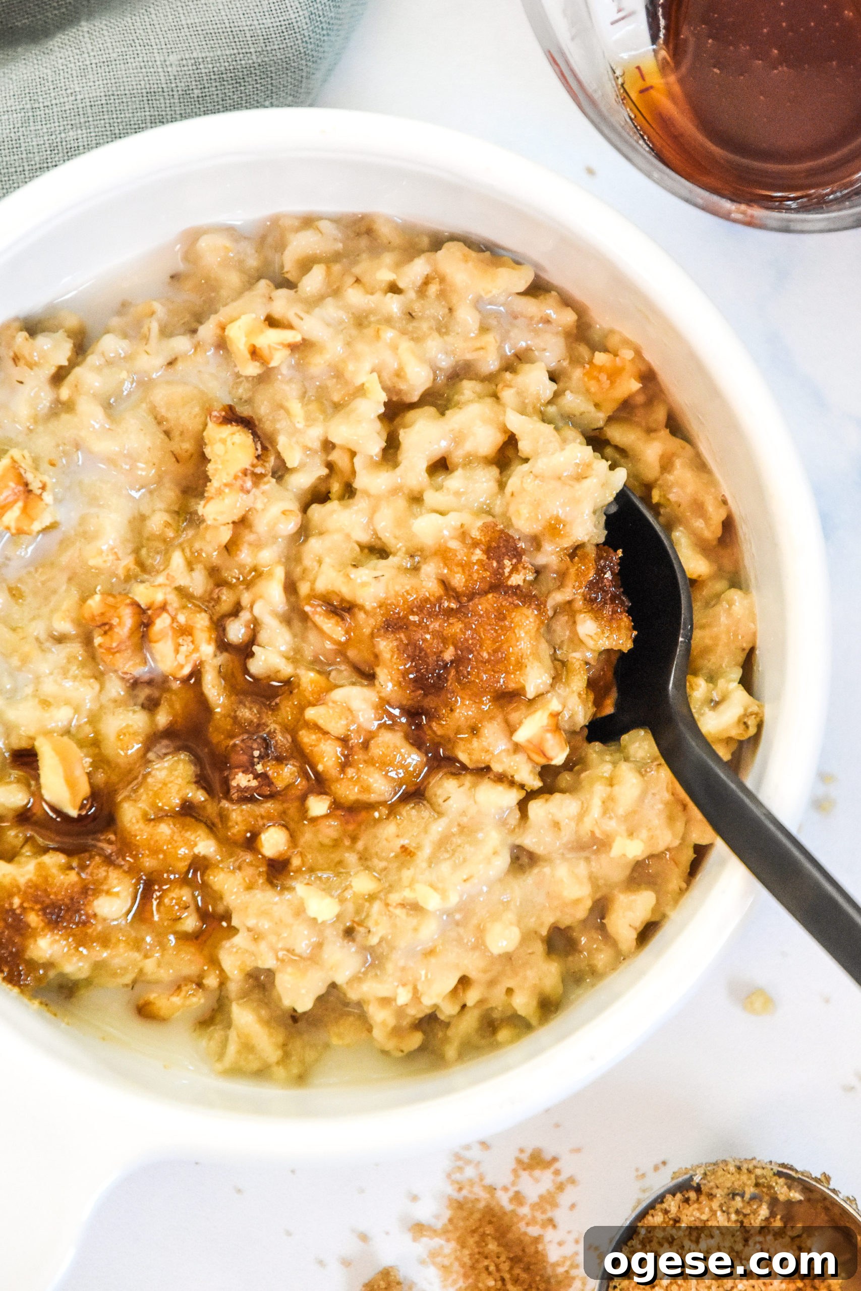 Instant Pot Gingerbread Oatmeal Recipe for Cozy Mornings 10 Instant Pot Maple Brown Sugar Oatmeal