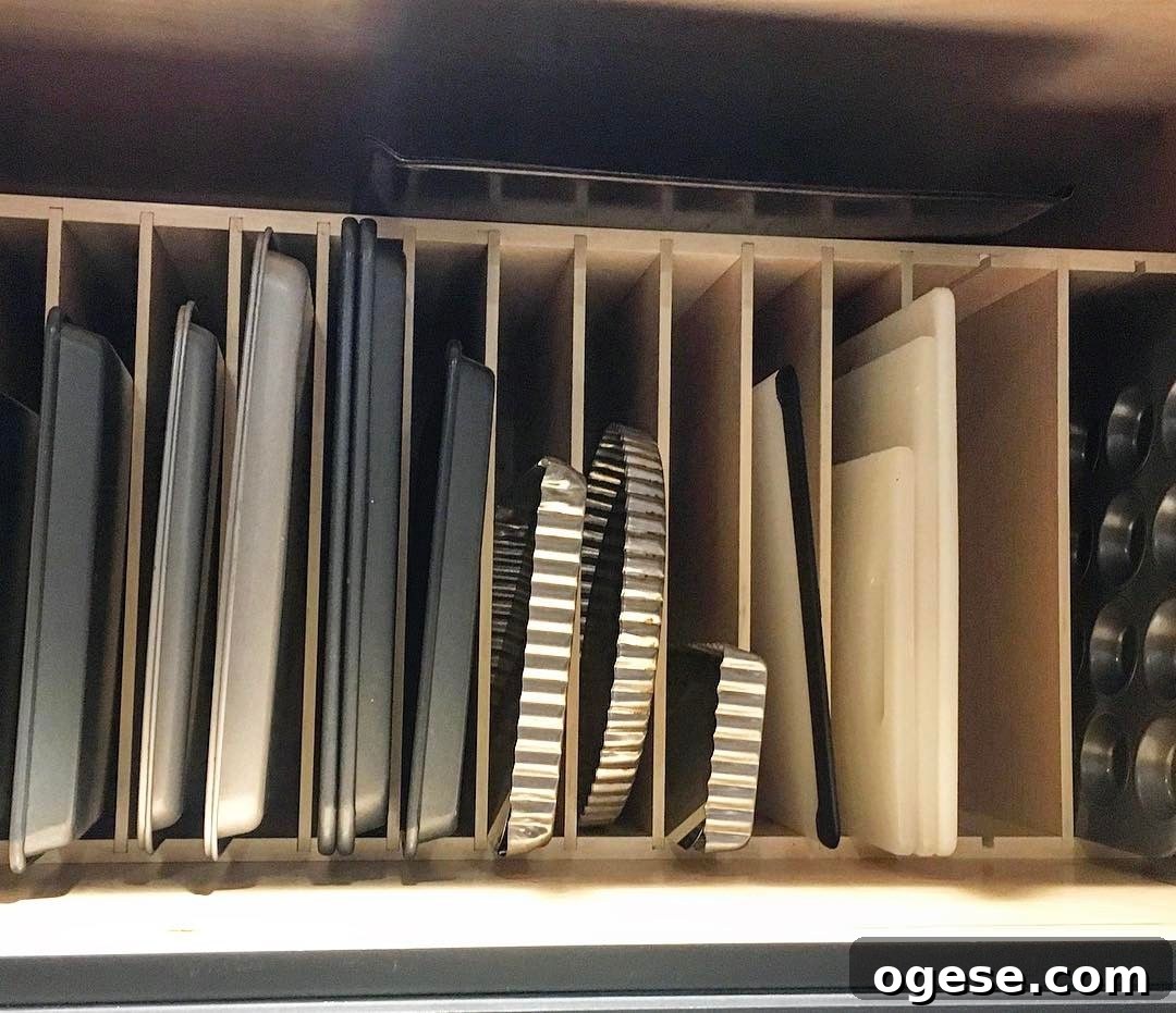 Custom inserts organizing bakeware vertically