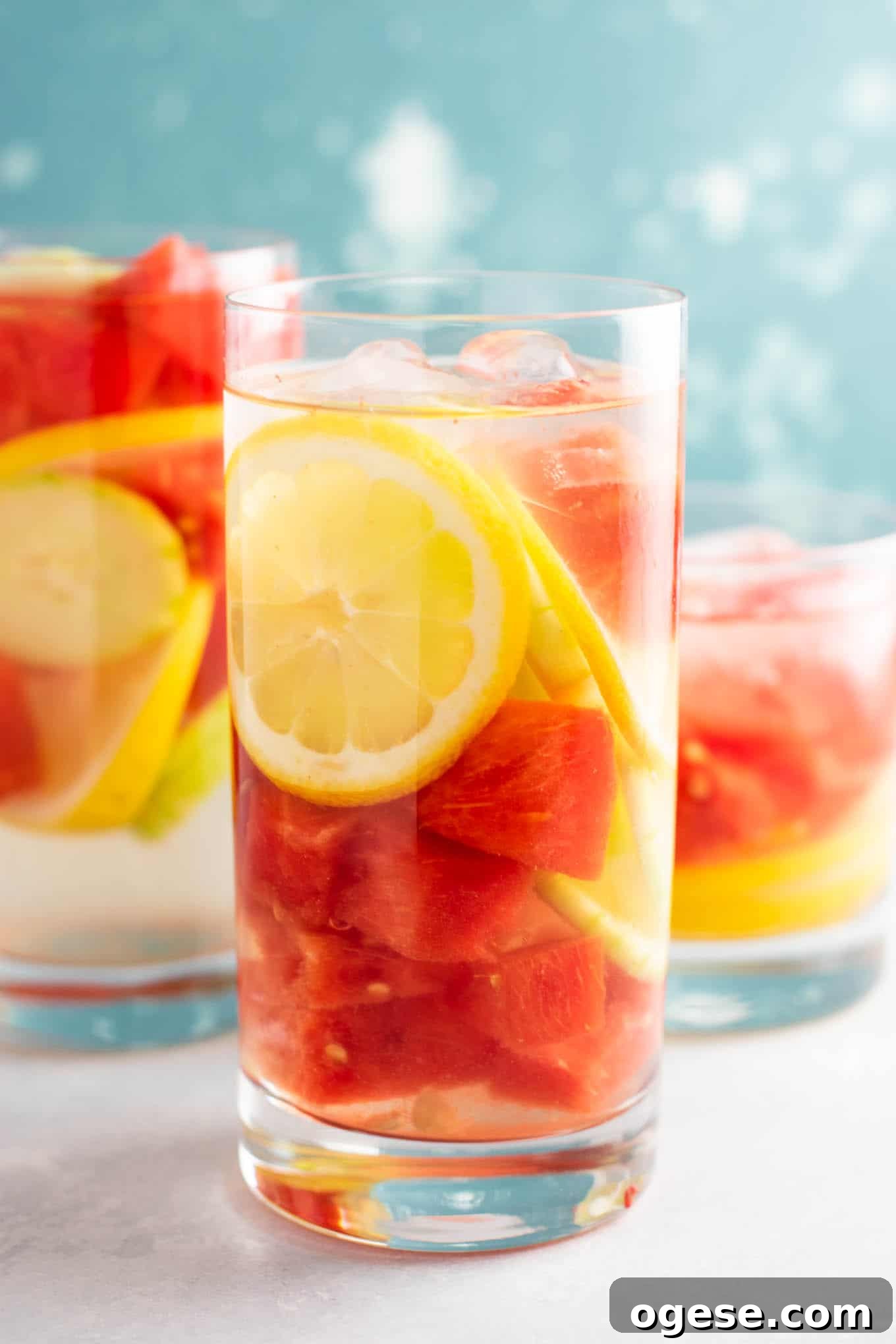 Watermelon detox water recipe with cucumbers and lemon #detoxwater #watermelon #watermelondetox #watermelonwater #vegan #drinks #healthy