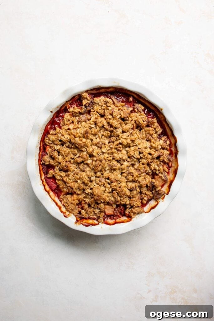 strawberry apple crumble after being baked