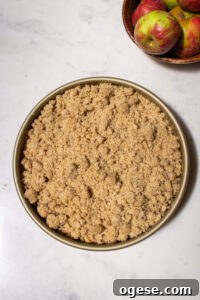 apple crumb cake