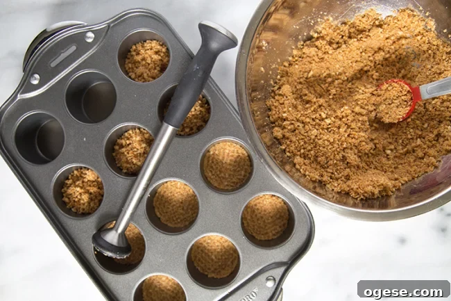 Mini Peanut Butter Pretzel Cheesecakes