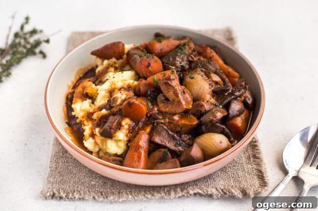 31 200-Calorie Meals for Weight Loss: Delicious Low-Cal Recipes 32 Mushroom Bourguignon