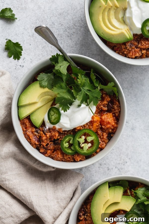 slow cooker quinoa chili