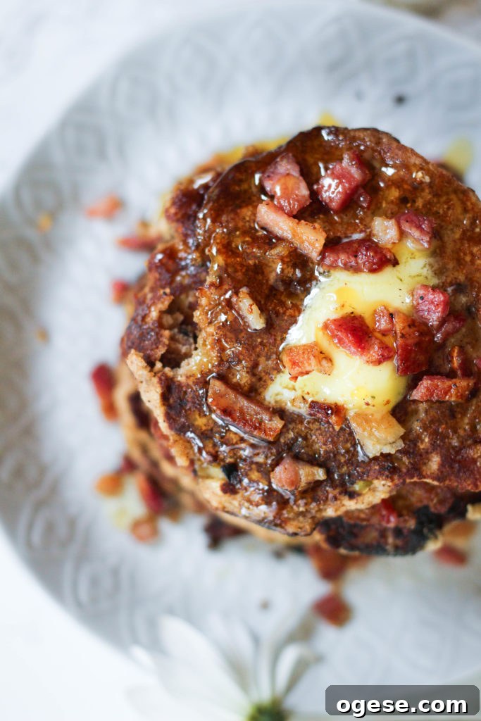 Paleo Apple and Bacon Pancakes: Savory-Sweet Breakfast Recipe 4 Paleo Apple Bacon Pancakes