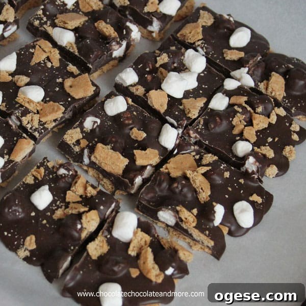Smores Chocolate Bark Candy-Chocolate, marshmallows and graham crackers, how can you go wrong?
