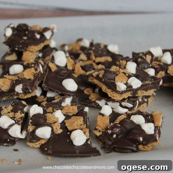 Smores Chocolate Bark Candy-Chocolate, marshmallows and graham crackers, how can you go wrong?