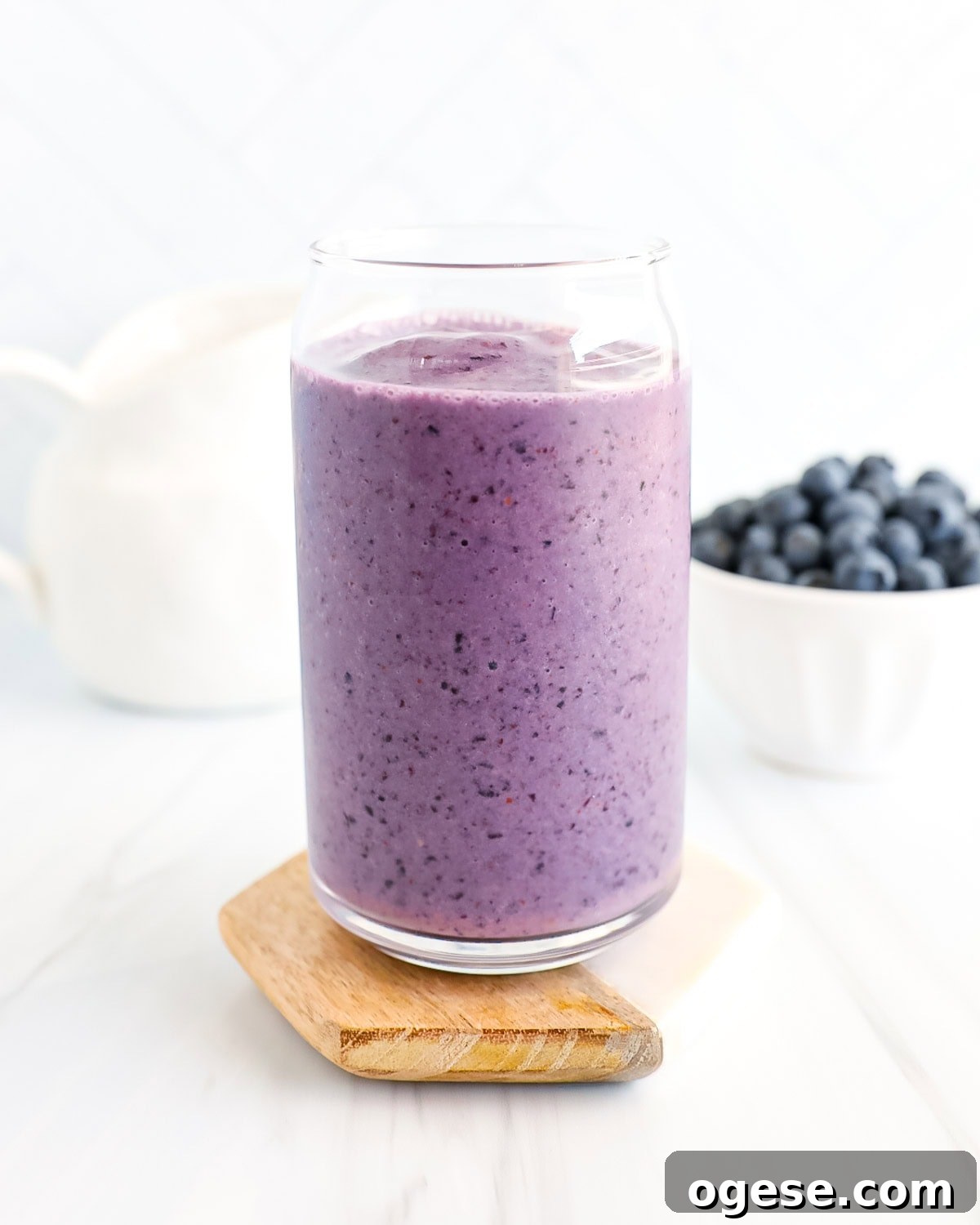 Blueberry Peanut Butter Smoothie Recipe for Creamy Energy Boost 2 A blueberry smoothie.